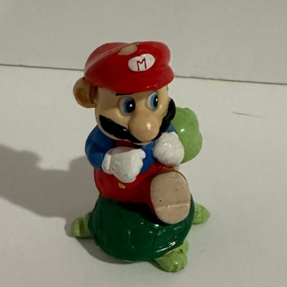 Vintage 1989 Applause Nintendo Super Mario Jumping on Koopa Figure 2”